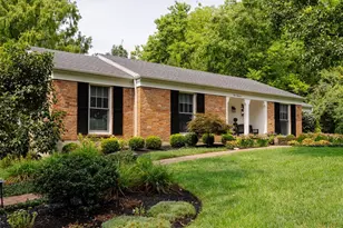 100 Fieldstone Dr, Terrace Park, OH 45174 - Photo 1