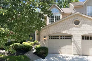9737 Troon Ct, Blue Ash, OH 45241 - Photo 1