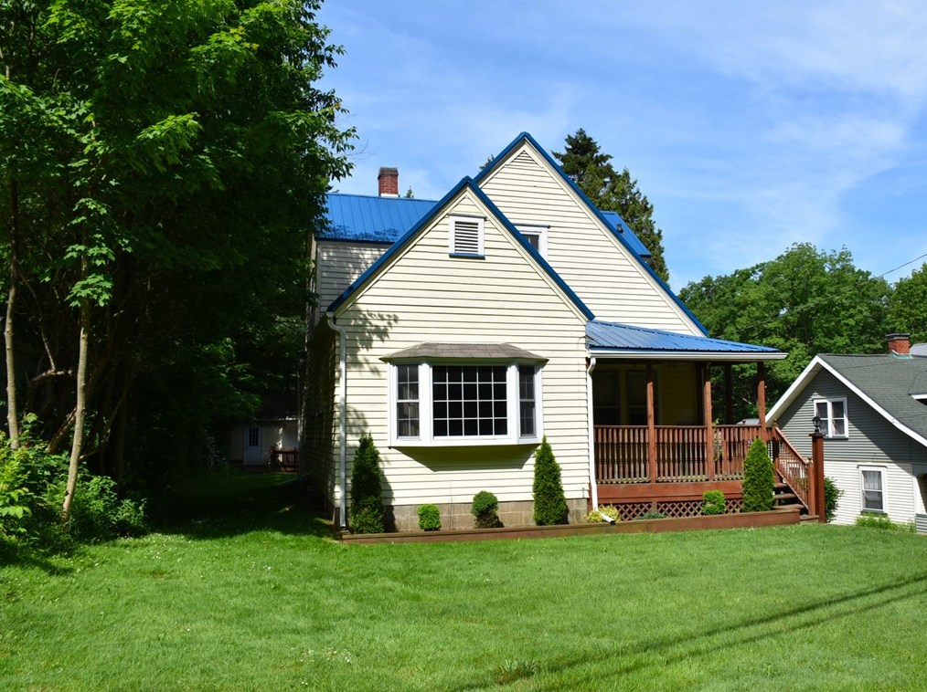 606 Williamson Rd, Meadville, PA 16335