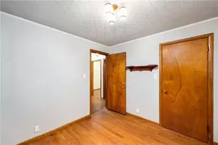 1419 Branchton Rd, Hilliards, PA 16040 - Photo 17