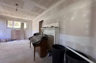 149 W 3rd St, Oil City, PA 16301 - Photo 37