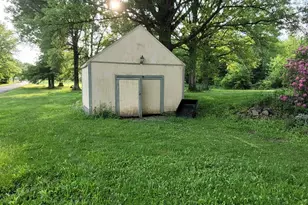 953 Mosser Dr, New Castle, PA 16101 - Photo 7