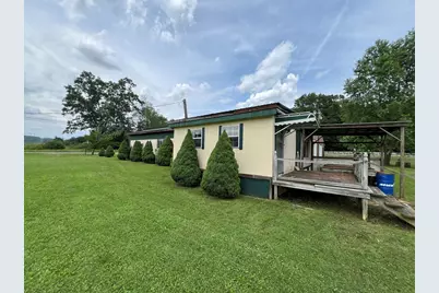 145/151 Sugarcreek Dr, Franklin, PA 16323 - Photo 13