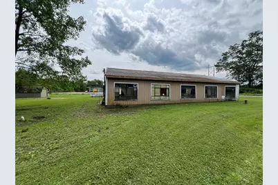 145/151 Sugarcreek Dr, Franklin, PA 16323 - Photo 3