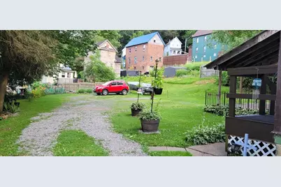 713-715 12th Street, Franklin, PA 16232 - Photo 3