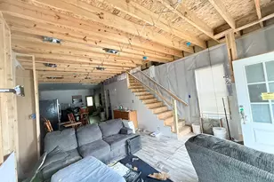 452 Pacific St, Franklin, PA 16323 - Photo 5