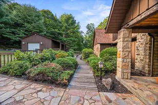 142 Evans Dr, Clairton, PA 15828 - Photo 37