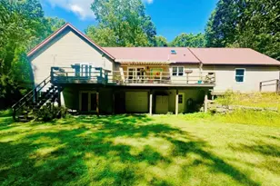 3922 Hudson Dr, Fisher, PA 16225 - Photo 3