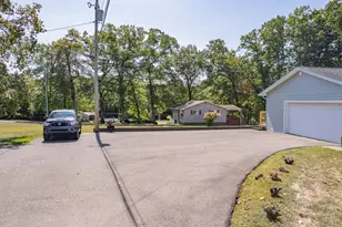 208 Corbett St, Clarion, PA 16214 - Photo 3