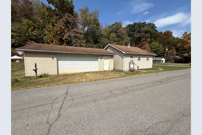 230 Causeway Dr., Franklin, PA 16323 - Photo 1