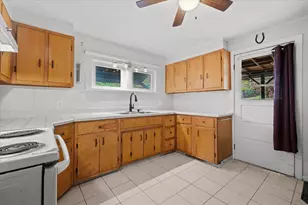 612 E Elm St, Titusville, PA 16354 - Photo 7