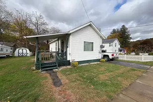 3857 Academy St, Utica, PA 16362 - Photo 3