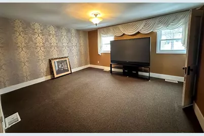 22 W 5th St, Oil City, PA 16301 - Photo 11