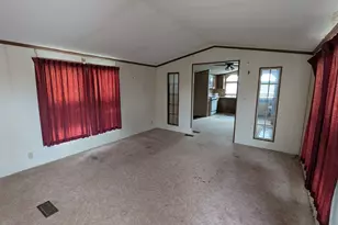 305 Main St, Callingsburg, PA 16213 - Photo 5