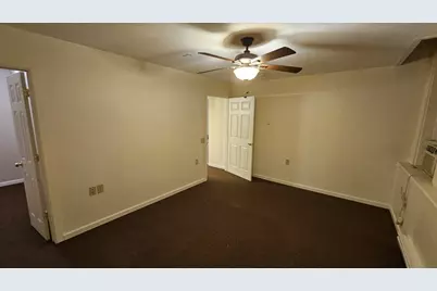 305 13th St - Apt. J, Franklin, PA 16323 - Photo 5
