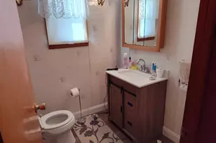 1536 Elk St, Franklin, PA 16323 - Photo 7