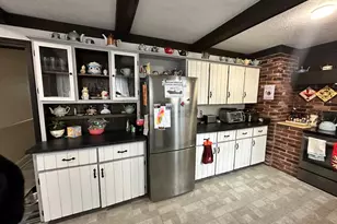 25 Park St, Franklin, PA 16323 - Photo 7