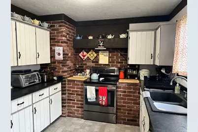 25 Park St, Franklin, PA 16323 - Photo 3