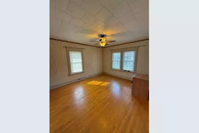 33 Carson Ave, Oil City, PA 16301 - Photo 21