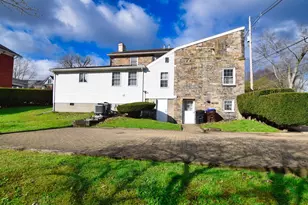 1142 Elk St, Franklin, PA 16323 - Photo 3