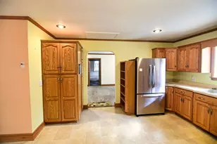 1142 Elk St, Franklin, PA 16323 - Photo 11