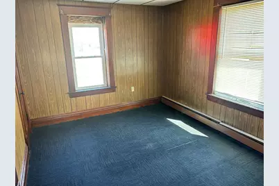 414 11th Street Apt 2B, Franklin, PA 16323 - Photo 5