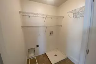 305 13th Street- Apt G, Franklin, PA 16323 - Photo 7