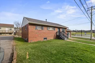 135 Grand Ave, Clintonville, PA 16214 - Photo 27