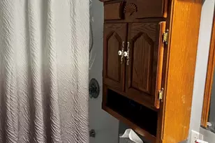 749 E 32nd St, Erie, PA 16504 - Photo 15