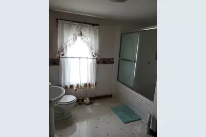 111 E 7th Street, Oil City, PA 16301 - Photo 9