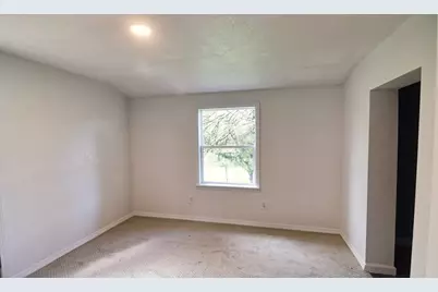 1082 Old Petroleum Center Rd, Titusville, PA 16354 - Photo 13