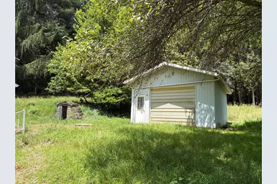 923 Meadville Rd, Titusville, PA 16354 - Photo 7