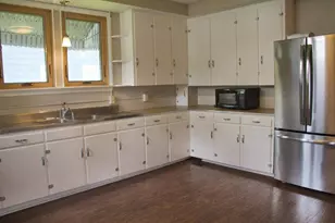 516 W Spruce St, Titusville, PA 16354 - Photo 9