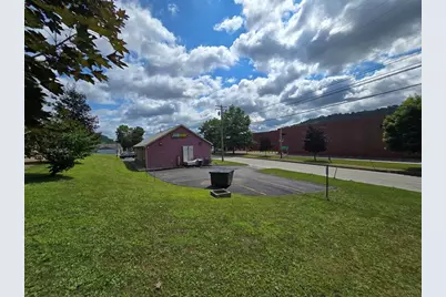 945 Broad St, New Bethlehem, PA 16242 - Photo 9