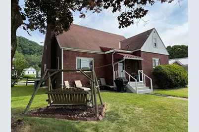 346 Grant St, Franklin, PA 16323 - Photo 1
