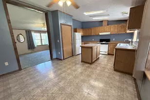 2148 Cranberry Rockland Rd, Kennerdell, PA 16374 - Photo 3
