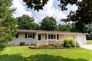 26 Woodbine Dr, Greenville, PA 16125 - Photo 3