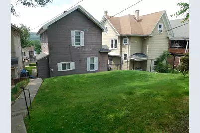 213 1/2 Hoffman Ave, Oil City, PA 16301 - Photo 5