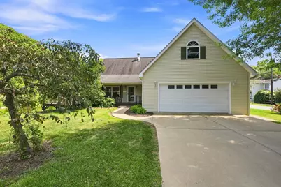 121 S. Park St., Franklin, PA 16323 - Photo 1