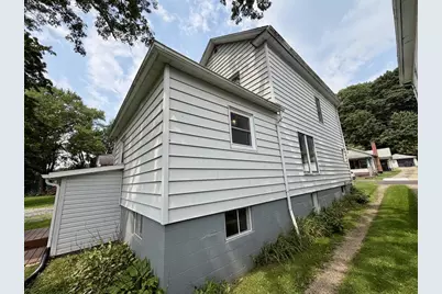 223 Pacific St, Franklin, PA 16323 - Photo 7