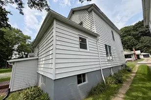 223 Pacific St, Franklin, PA 16323 - Photo 7