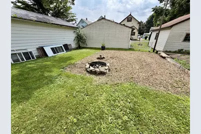 223 Pacific St, Franklin, PA 16323 - Photo 5