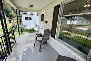 223 Pacific St, Franklin, PA 16323 - Photo 9