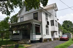 335 Euclid Ave, Saegertown, PA 16433 - Photo 1
