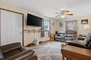 92 Center St, Titusville, PA 16354 - Photo 9