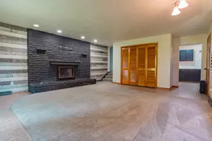 527 Elss St, Clintonville, PA 16214 - Photo 9
