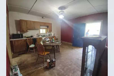 1221 Railroad St, Fairmount City, PA 16224 - Photo 11