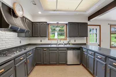 197 Sherman Heights S, Fairmount City, PA 16224 - Photo 9