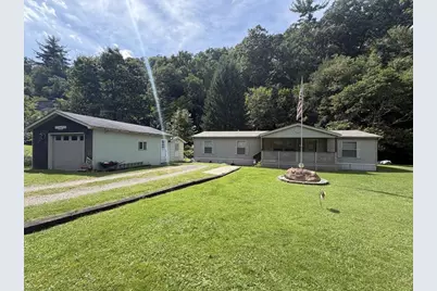 1447 Riverside Dr, Oil City, PA 16301 - Photo 1