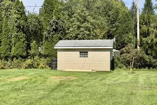 149 Sleepy Holw Dr, Franklin, PA 16323 - Photo 19